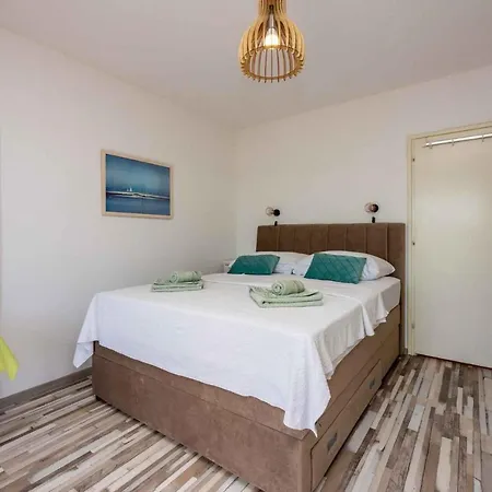 Crikvenica 6 Apartment Dramalj